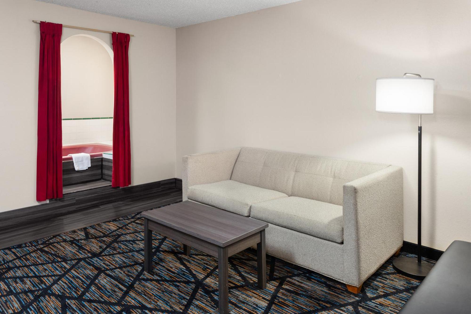 Super 8 By Wyndham Mt. Vernon Mount Vernon Bagian luar foto