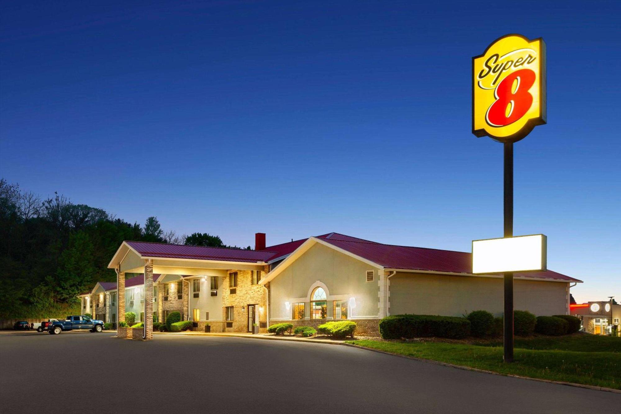 Super 8 By Wyndham Mt. Vernon Mount Vernon Bagian luar foto